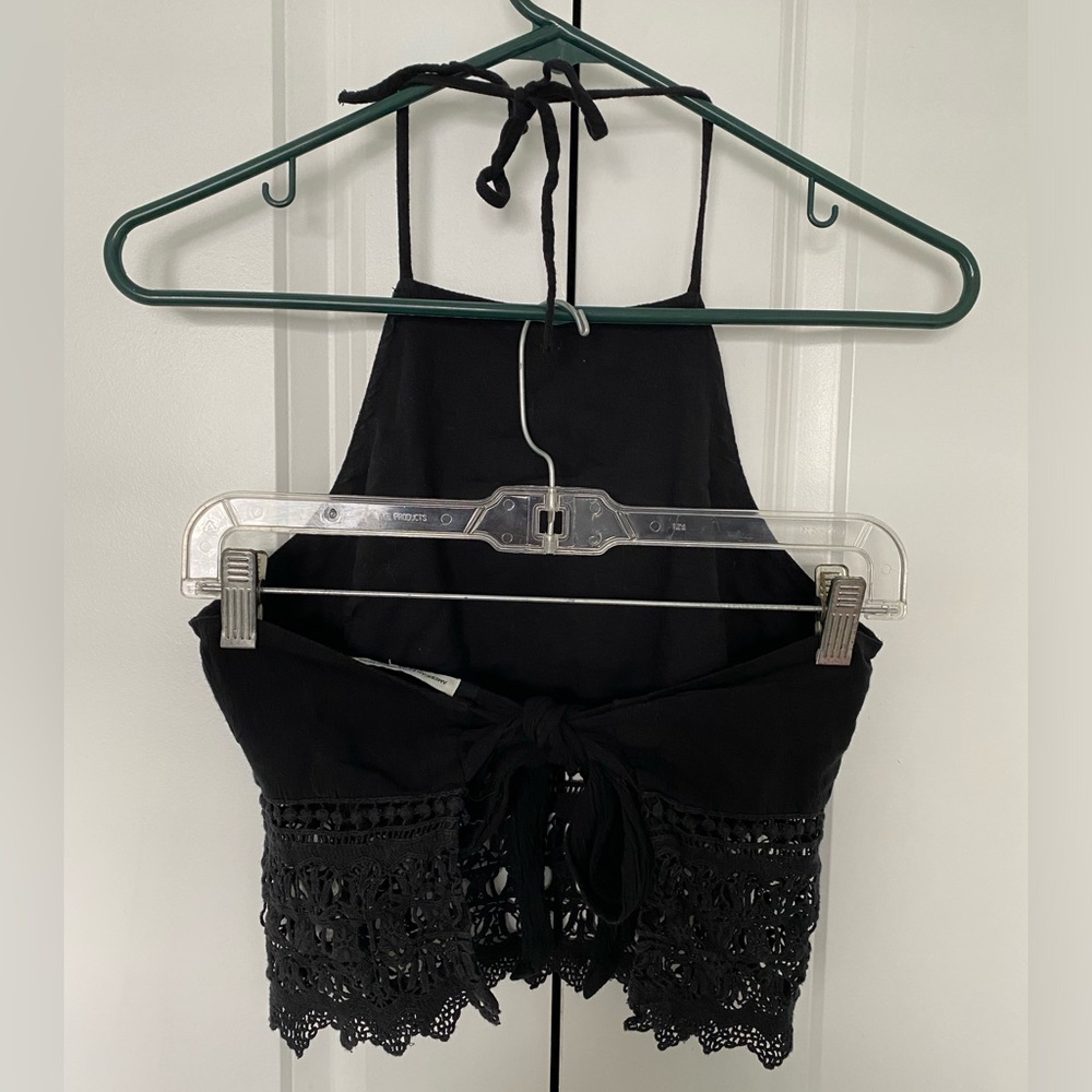 Halter neck summer top ☀️🌊 - Picture 3 of 4